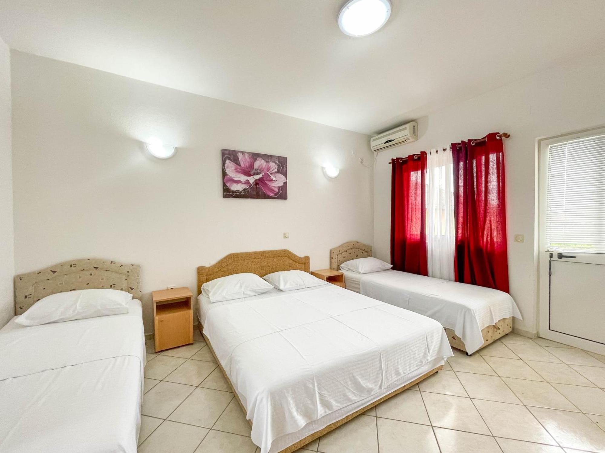 Apartments Rudaj อุลซิน ภายนอก รูปภาพ