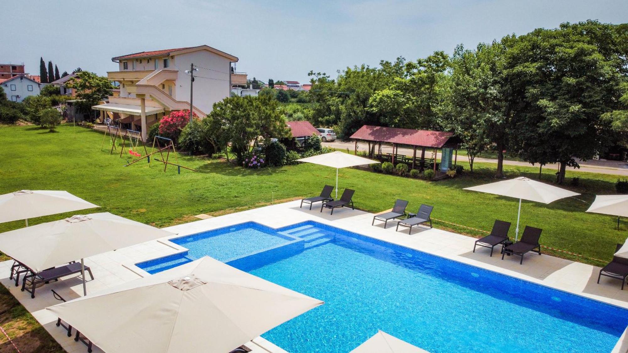 Apartments Rudaj อุลซิน ภายนอก รูปภาพ