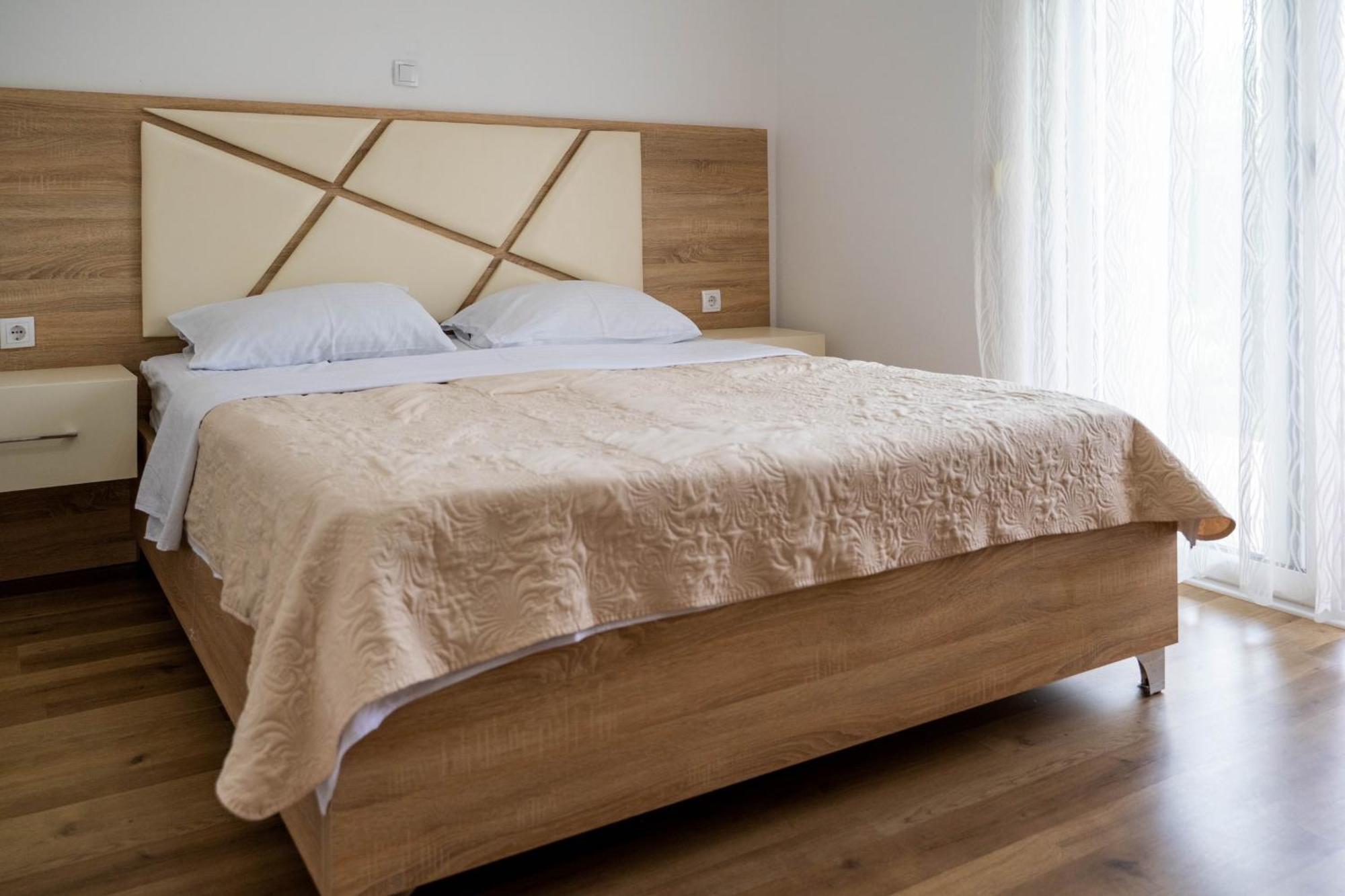 Apartments Rudaj อุลซิน ภายนอก รูปภาพ