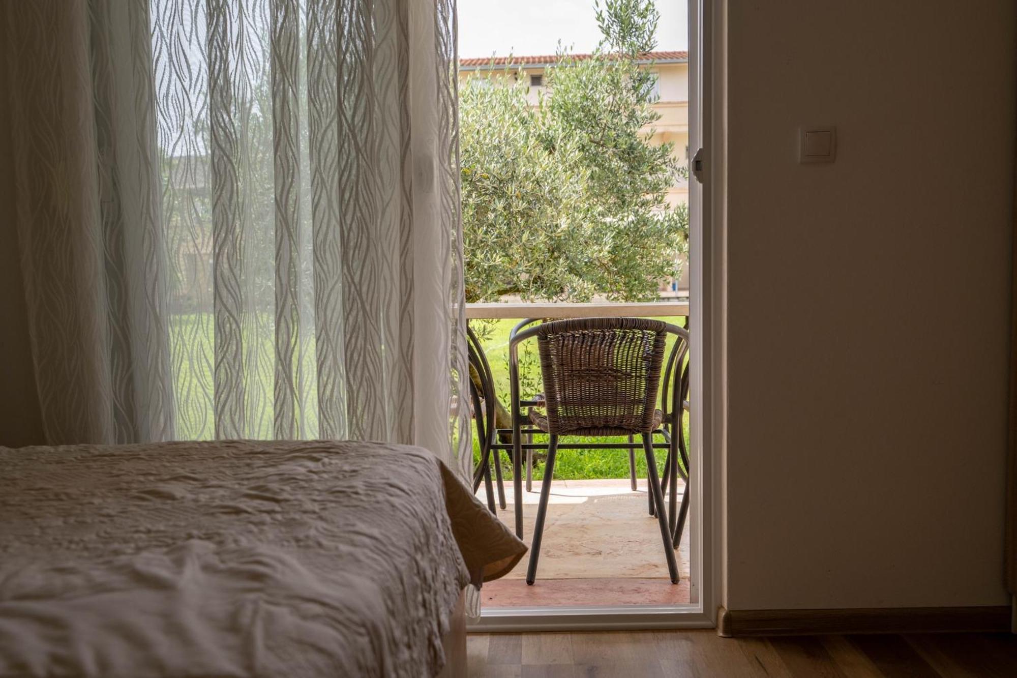 Apartments Rudaj อุลซิน ภายนอก รูปภาพ