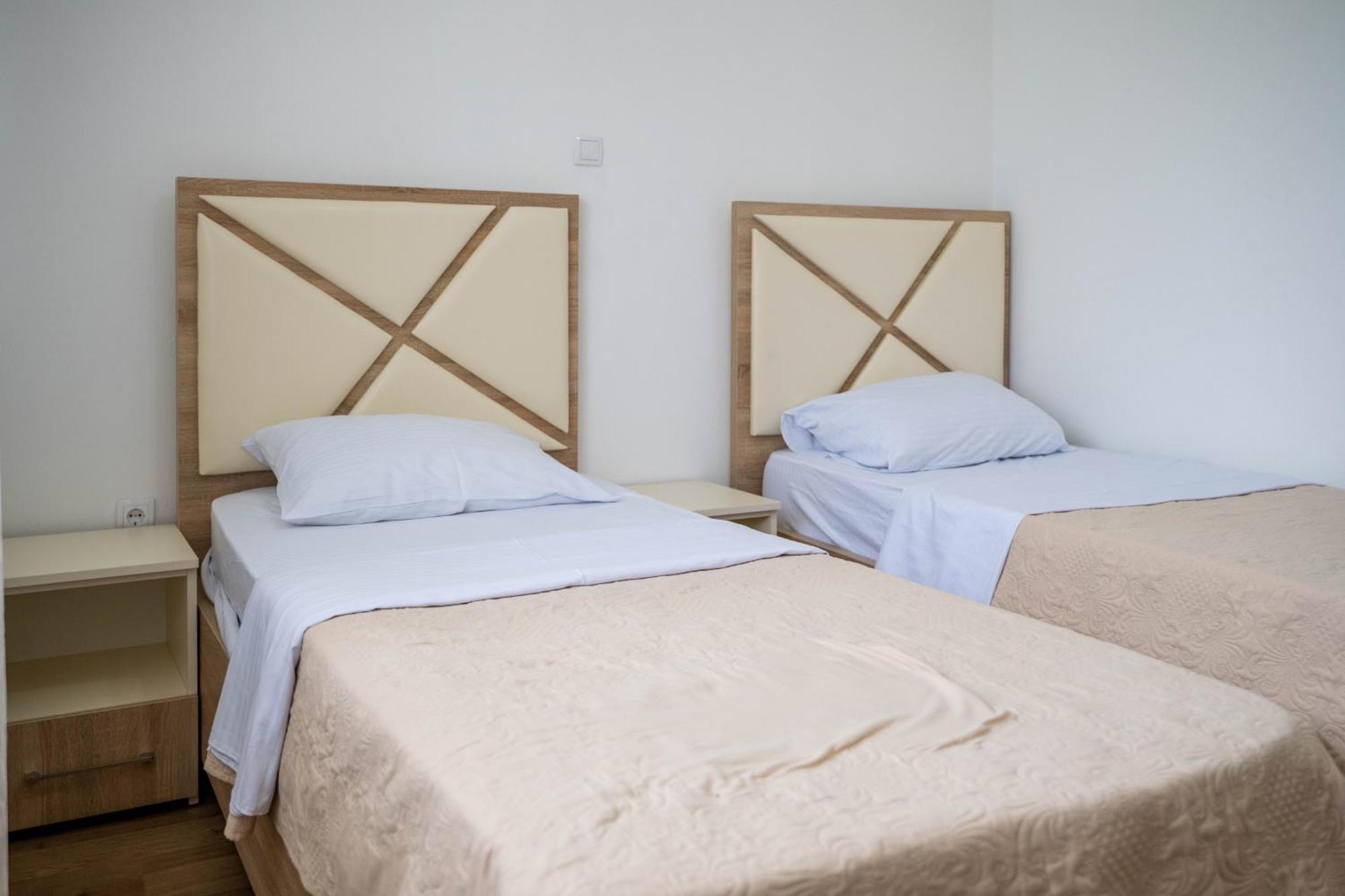 Apartments Rudaj อุลซิน ภายนอก รูปภาพ