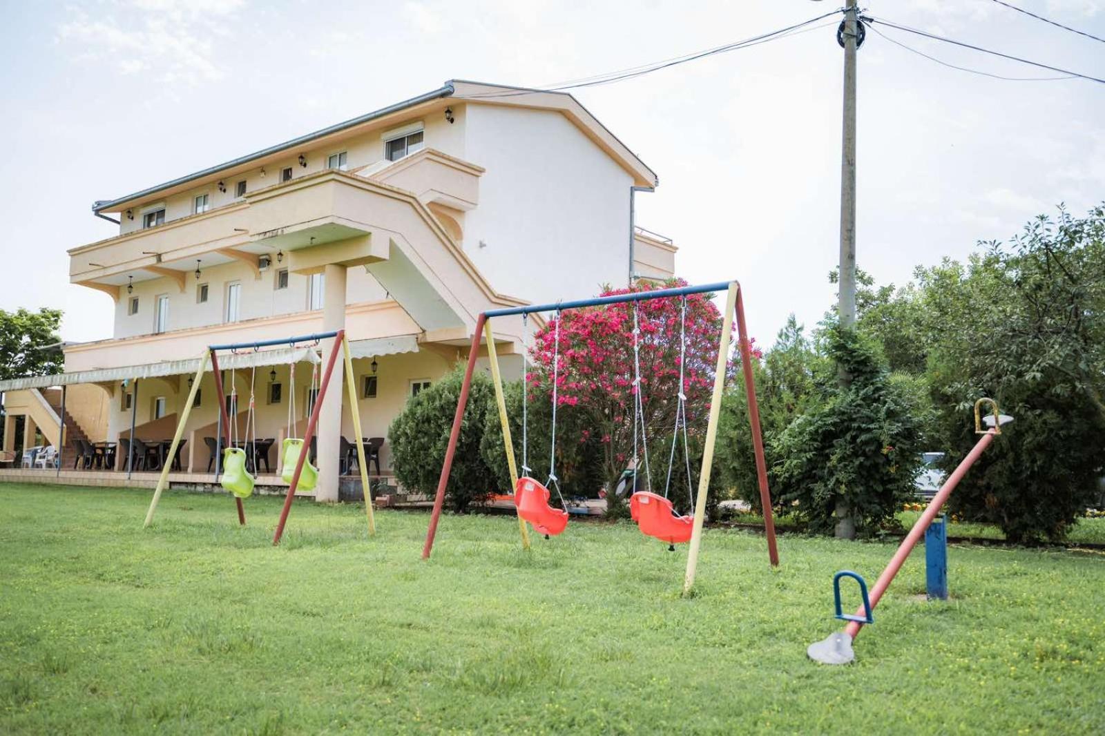 Apartments Rudaj อุลซิน ภายนอก รูปภาพ