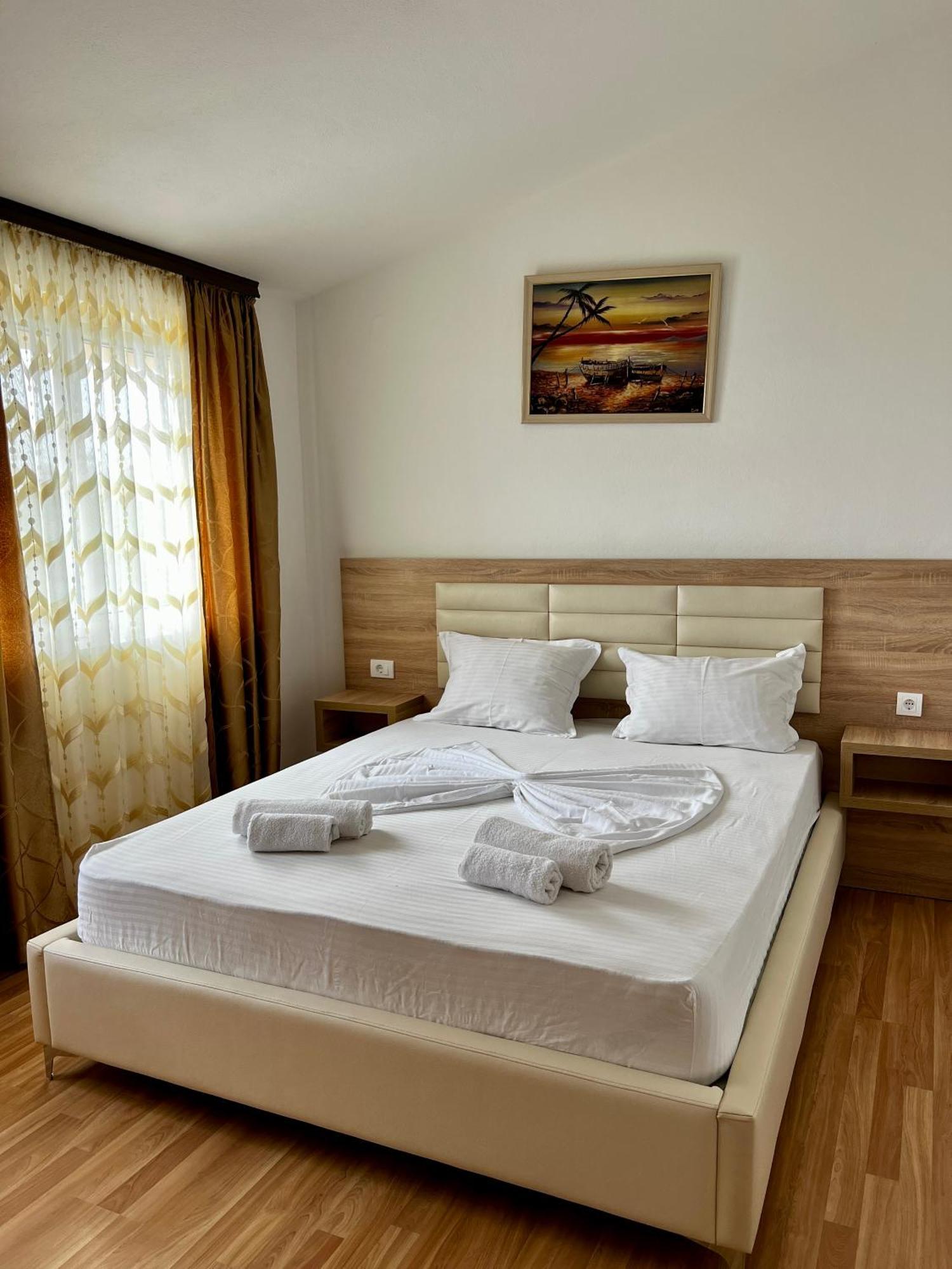 Apartments Rudaj อุลซิน ภายนอก รูปภาพ